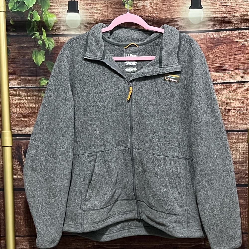 LL Bean fleece jacket size XL grey